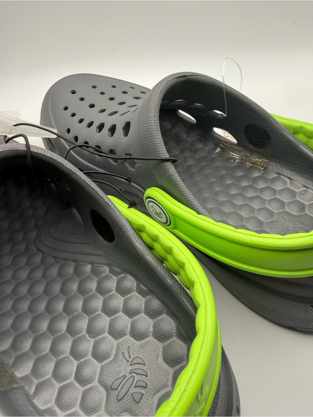 Joybees Crocs Kids Gray Clogs with Bright Green Heel Strap - Picture 5 of 14